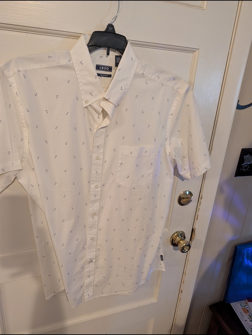 Izod White Short-Sleeve Button-Up Shirt with Navy Anchor Print